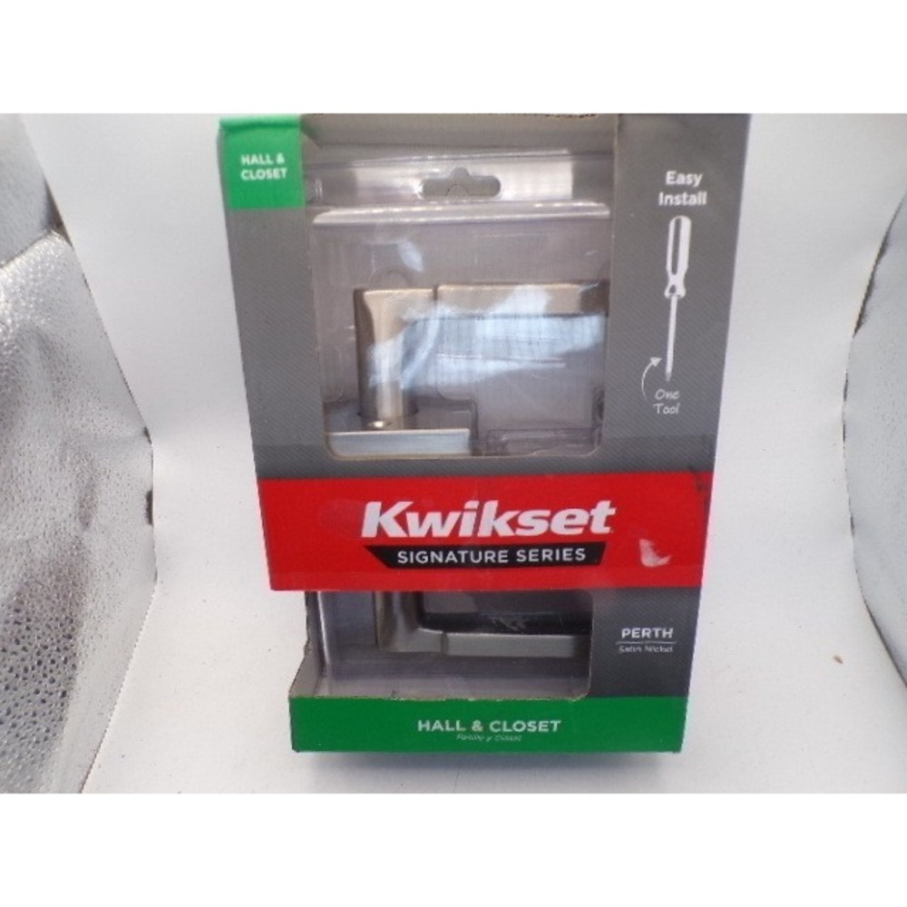 Kwikset Signature Series Perth‎ Hall and Closet Lever Satin Nickel